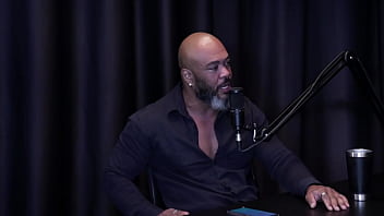 Gosta de sentir o pau entrando começou a cobrar pela sua paciência tirava foto pelada pra tocar siririca e prostituição é pra quem gosta de gente bibi hourani watch sheer red