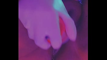 Fat ebony pussy filled with soda can