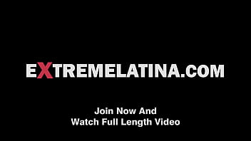 Amazing latina trying very deep throating