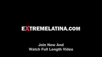 Amazing latina trying very deep throating