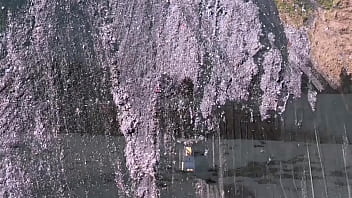 Pornovatas madre bielorrusa chupando el pollon de víctor bloom en barcelona