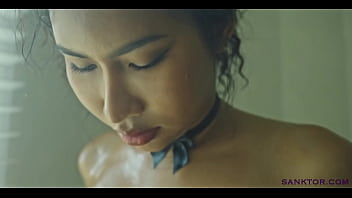 Sanktor sexy maid solo masturbates in the bathroom