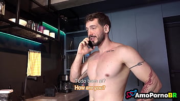 Minha madrasta veio trazer compras aqui em casa