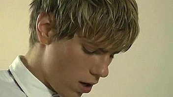 Horny Students Drill Each Other thumbnail