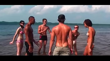 Cute babe gets cunt hammered by black