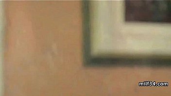 Hot cougar bangs cub