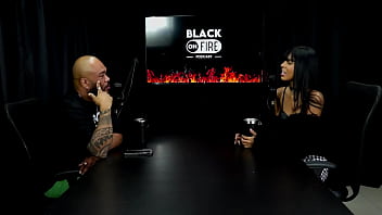 Chegou a voltar atrás mas decidiu tentar de novo grava collabs e teve experiências de podolatria com o cliente que bebia xixi juh jackson watch sheer red