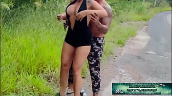 Mama studio fui flagrada no meio do mato fodendo com novinho grátis