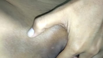 แหกหีเอาควยถูเม็ดแตดสาวนักเรียนหีสวยจนน้ำแตก