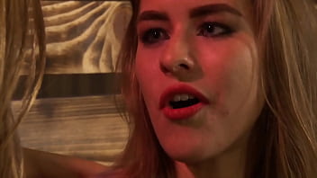 Mature lesbian babe xxx