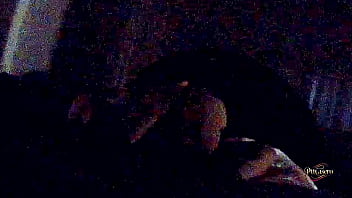 Metiéndole pinga de misionero qué rico gime flash