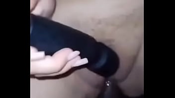 Deixei o macho meter no meu cu enquanto meu marido filmava tudo de perto