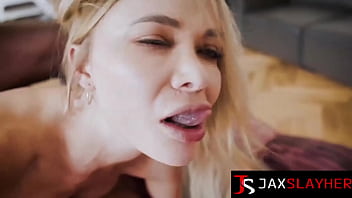 Seductive venera maxima loves mmf double penetration play