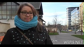 Honeys In A Crazy Pissing Action thumbnail