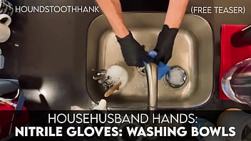 Househusband nitrile gloves washing bowls