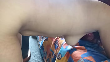 Me llevo a mi hermanastra al hotel después de la escuela