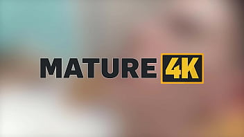 Mature4k sex with a hobo woman hot sex with blue pearl