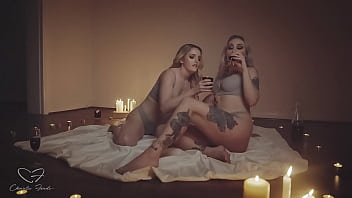 Charlie forde gets on all fours & gets finger fucked by violet devine