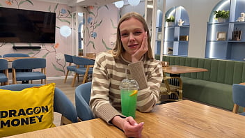 A tinder date ended in sex in a public toilet