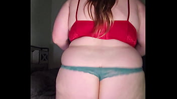 Twerking worship and cum bbw booty twerks in three outfits until finger fuck finish 4k portrait