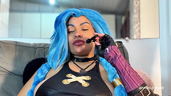 Jinx cosplay eating mcdonald’s with burps and belly noises