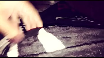 Venezolana enseñando las tetas por whatsapp