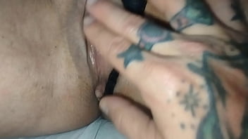 Dulcevaginaspro me encontré una cosita rica debajo de esas pantys