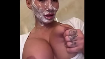 Nobody does it like the moms