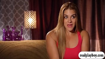 Couples swinging and enjoy big group sex