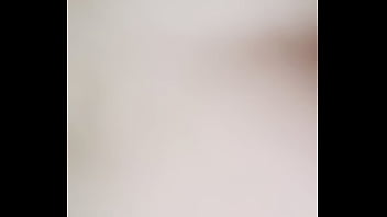 Masturbandome rico mira mi lechita