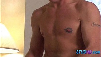 Stud fucks hot babe0126