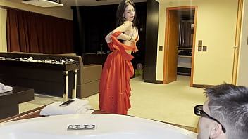 I fuck an in dubai the whore dances with me and wants me to take her squirt