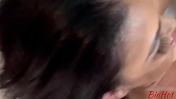 Meu namorado queria cuzinho hoje então chamei minha amiga e o safado gozou todo o cuzinho dela