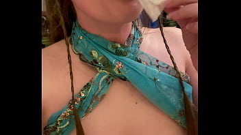 Elf sucks her own pee from toilet paper