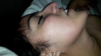 Hermoso morra se mete vibrador