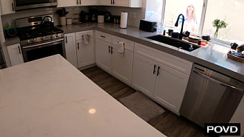 Coach helps cheerleader slut stretch out her cunt