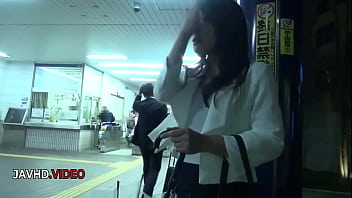 Shiona suzumori’s steamy office rendezvous will leave you wanting more