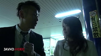 Shiona suzumori’s steamy office rendezvous will leave you wanting more