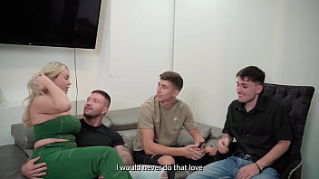 Trailer hot wife le pone los cuerno al marido con los amigos el se entera y terminaron haciendo un gangbang