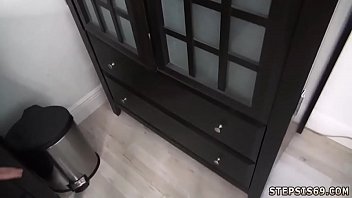 Teen knows how to suck german teen creampie