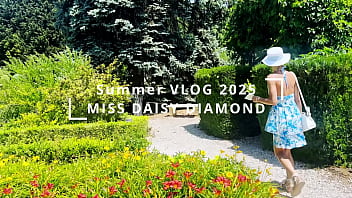 Visiting a castle in beatiful sea promenade town holiday vlog Visiting a castle in beatiful sea promenade town holiday vlog