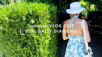 Visiting a castle in beatiful sea promenade town holiday vlog Visiting a castle in beatiful sea promenade town holiday vlog