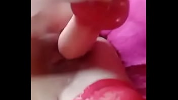 Dando bien duro al coño