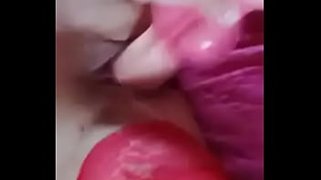 Dando bien duro al coño