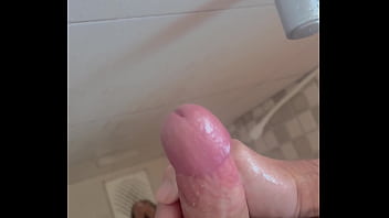 Dotado no banho gostoso