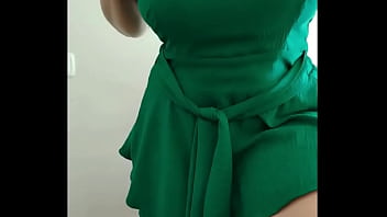 Minha madrasta com tesão em cima da mesa