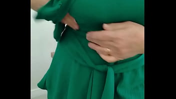 Minha madrasta com tesão em cima da mesa