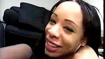 Amateur ebony on her knees