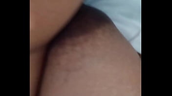 No me gusta que mi esposo me ponga el pene cuando me estoy haciendo las uñas No me gusta que mi esposo me ponga el pene cuando me estoy haciendo las uñas