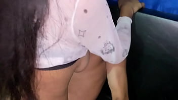 Le saco toda su leche a mi padrastro